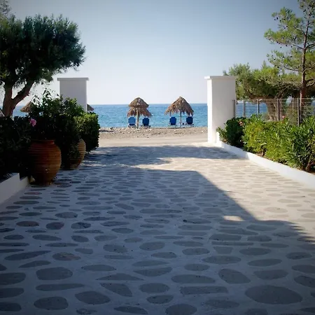 Avra Palm Aparthotel 3*